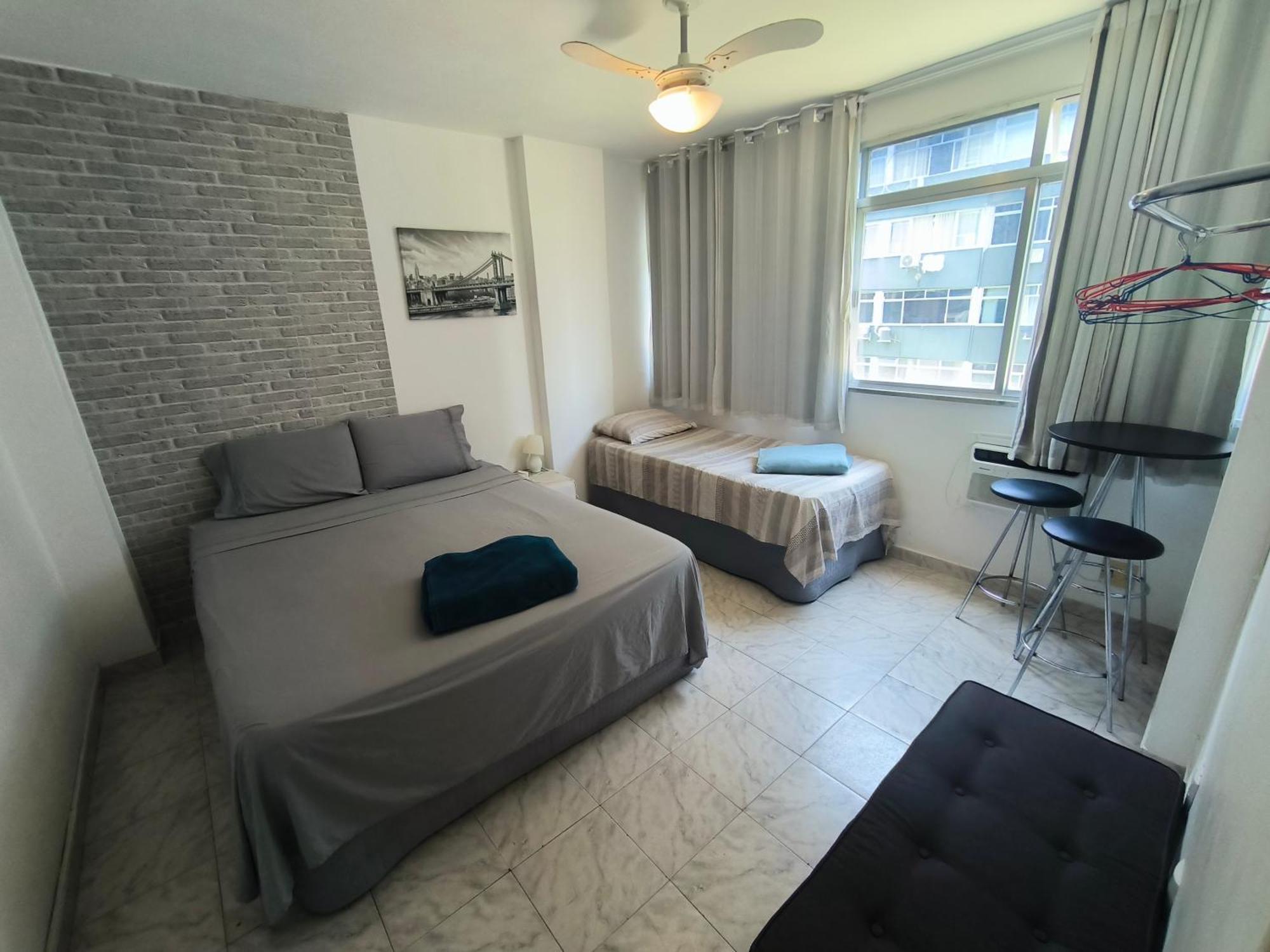 Leblon Apartment - Two Bedroom, - Rio de Janeiro — Photos 3